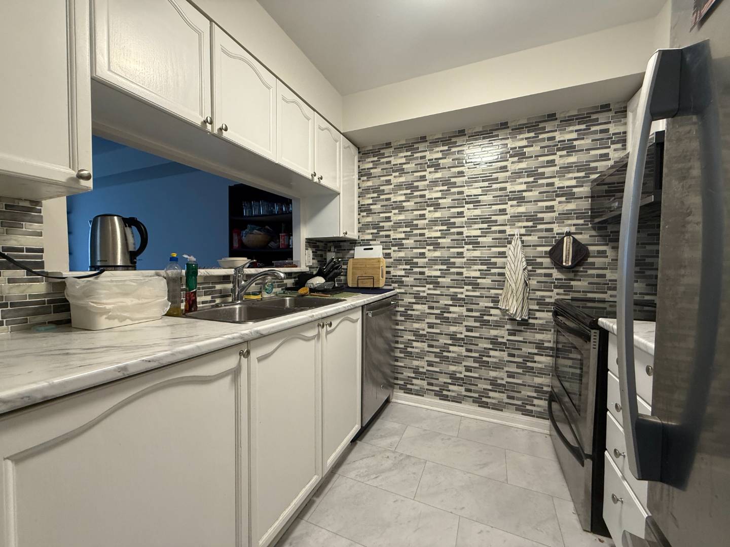 1 Hickory Tree Road - 303