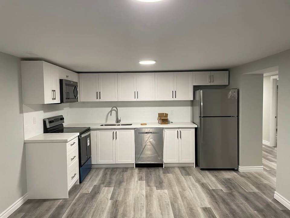 23 Woodman Dr