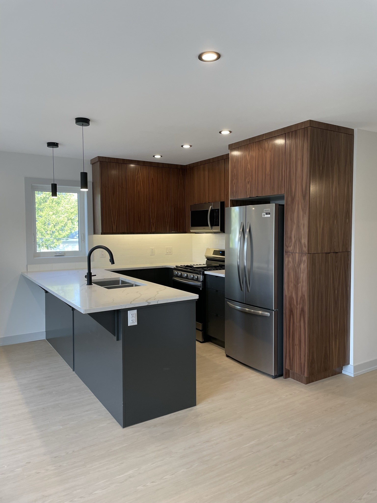 184 Brent St Unit #1